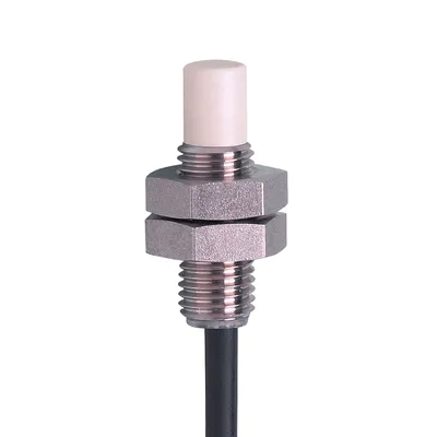易福门电感式接近开关 IE5369 订货号：IEB3004-BPKG/V4A/2M