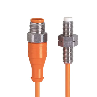 易福门电感式接近开关 IE5377 订货号：IEB3003-BPKG/V4A/2,5M/US    RT