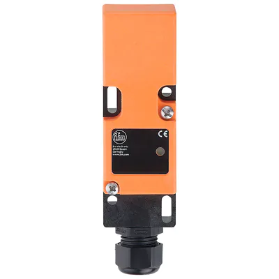 易福门电感式接近开关 IM5024 订货号：IME3020-FPKG/NPT            RT