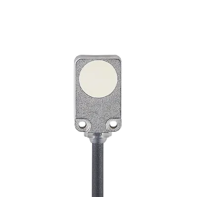 易福门电感式接近开关 IQ2011 订货号：IQ23008BAPKG/K1/2M/PUR